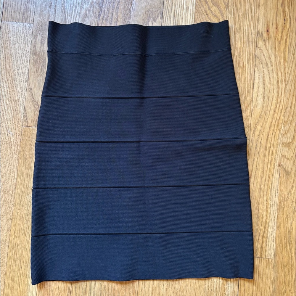 BCBG Black Bandage Skirt (Size Medium)